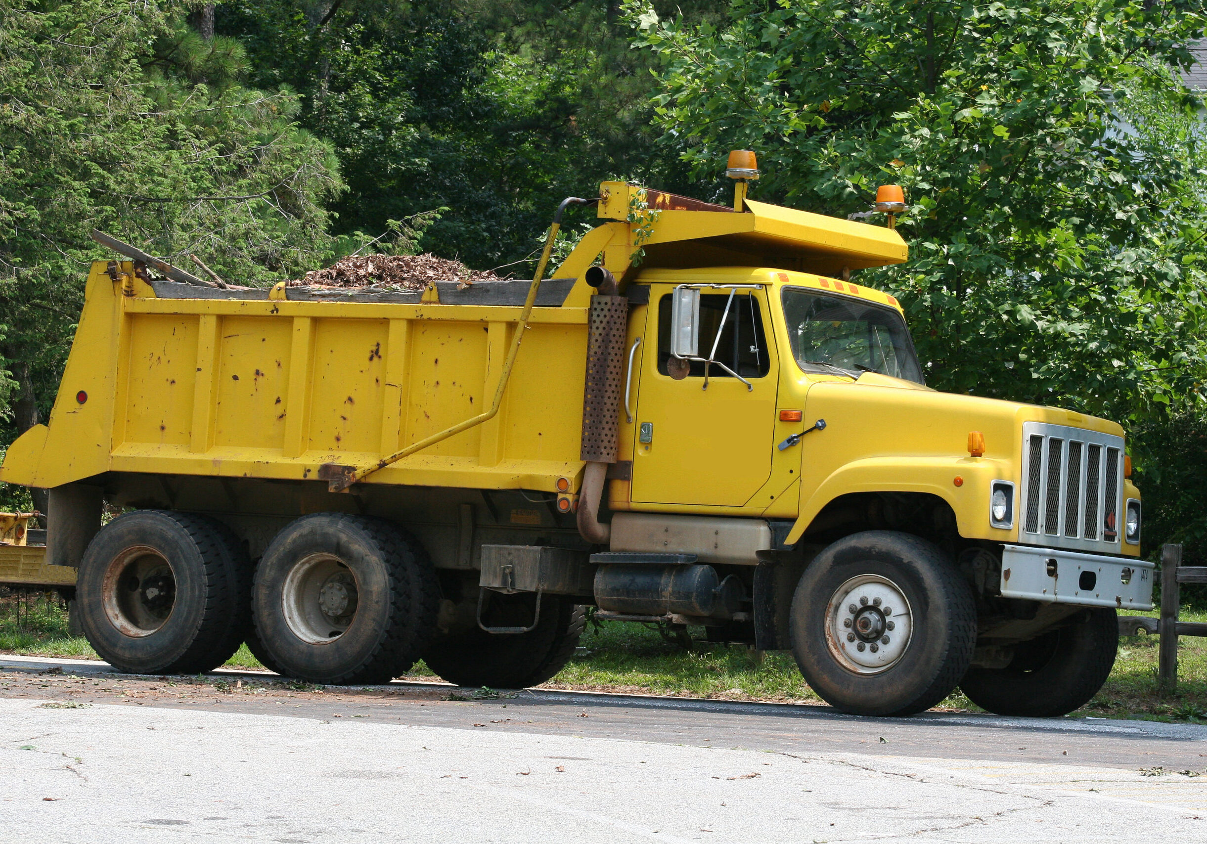 Dump Truck Yellow dump truck