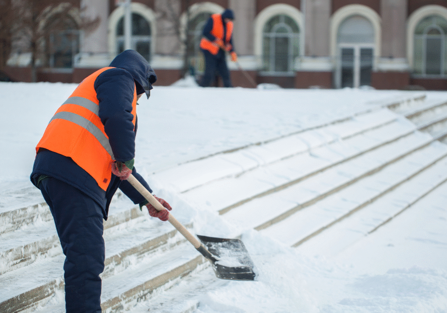 snow shovelers website image